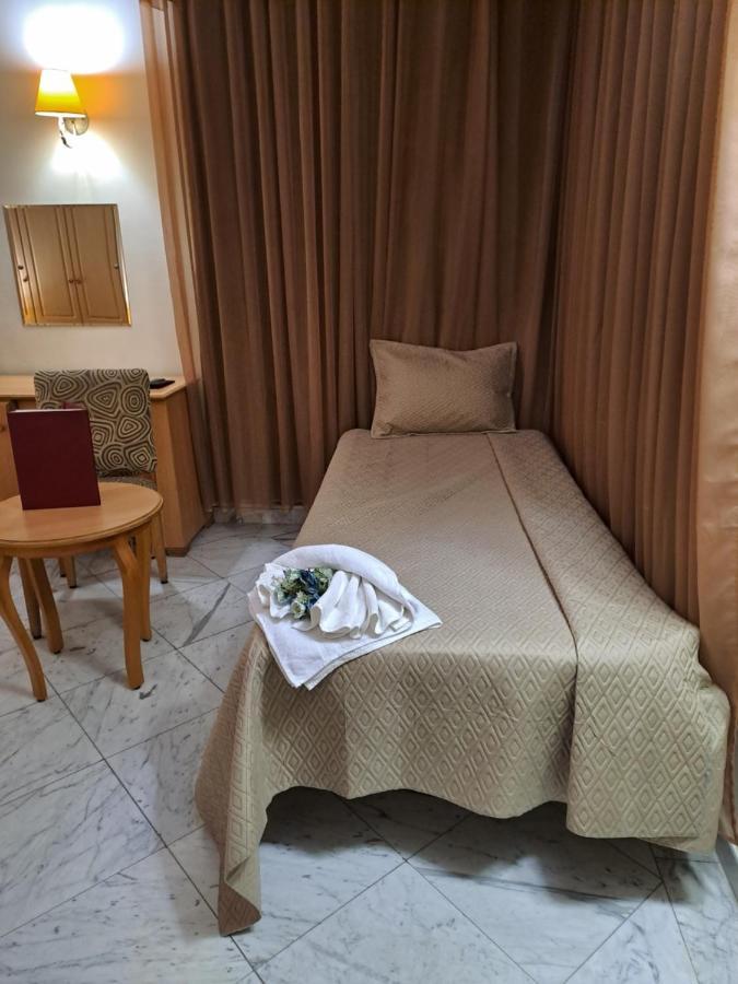 Hotel Lafayette Tunis Exteriör bild