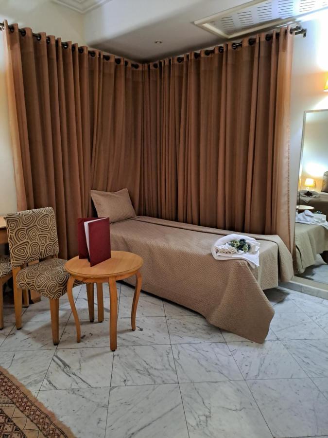 Hotel Lafayette Tunis Exteriör bild